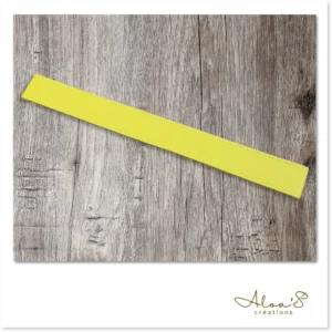 Bracelet lanière cuir jaune personnalisable pour montre Poiray ou OJ