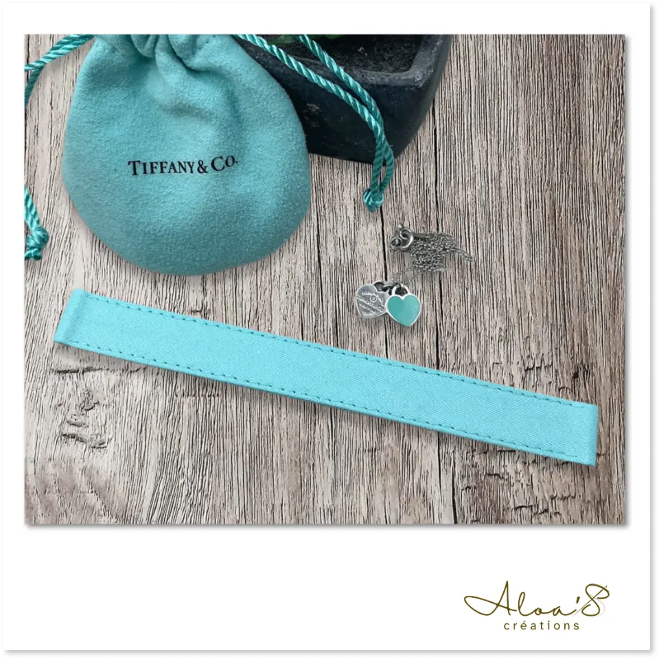 Bracelet lanière tissus bleu tiffany personnalisable pour montre Poiray ou OJ Perrin